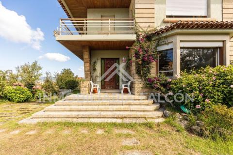 Chalet independiente con vistas a la ría en Bouzas | Zona en Transformación