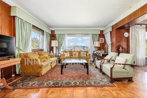 Chalet independiente con vistas a la ría en Bouzas | Zona en Transformación