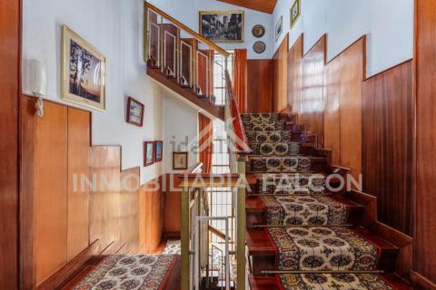 Chalet independiente con vistas a la ría en Bouzas | Zona en Transformación