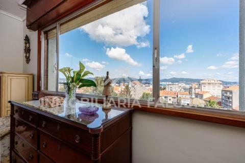 Chalet independiente con vistas a la ría en Bouzas | Zona en Transformación