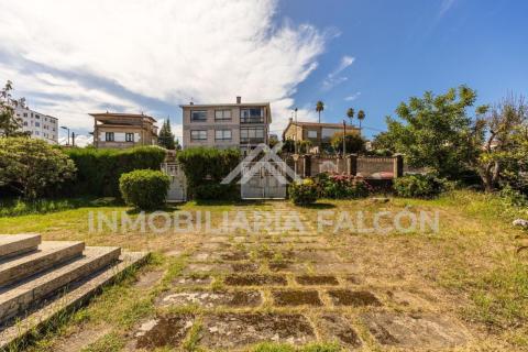 Chalet independiente con vistas a la ría en Bouzas | Zona en Transformación