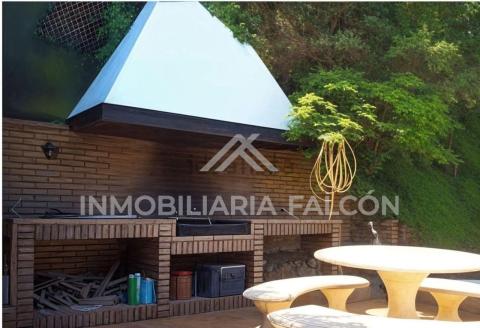 Casa Independiente con Vistas al Mar y al puente de Rande | A Guía | Parcela de 1.340 m²