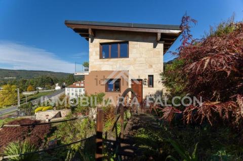 Elegancia y naturaleza en el corazón de A Cañiza