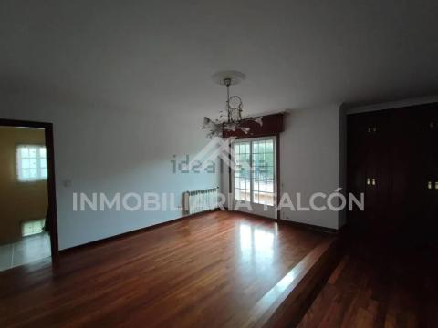 Chalet independiente en segunda línea de playa | Canido, vistas a la ría y las Cíes