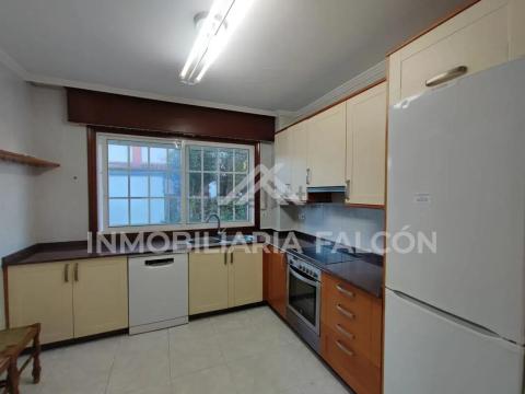 Chalet independiente en segunda línea de playa | Canido, vistas a la ría y las Cíes