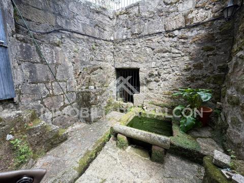 Casa Rectoral con Capilla Consagrada | Camos, Nigrán
