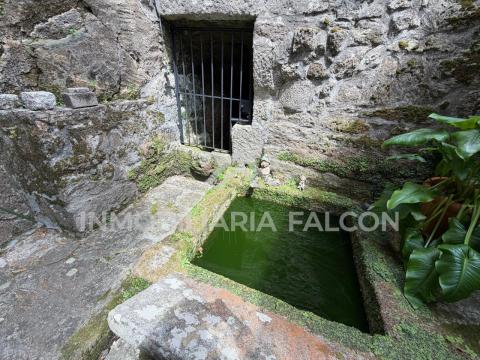 Casa Rectoral con Capilla Consagrada | Camos, Nigrán