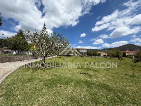 Casa Rectoral con Capilla Consagrada | Camos, Nigrán