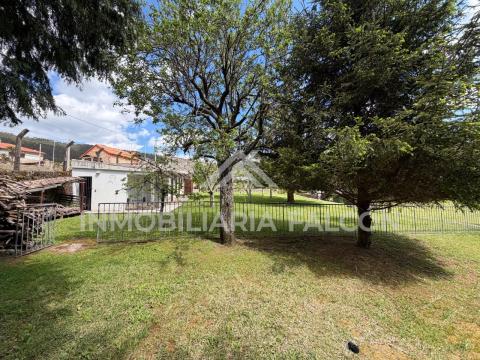 Casa Rectoral con Capilla Consagrada | Camos, Nigrán