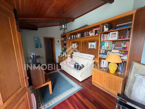 Casa Rectoral con Capilla Consagrada | Camos, Nigrán