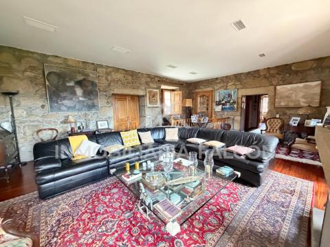 Casa Rectoral con Capilla Consagrada | Camos, Nigrán