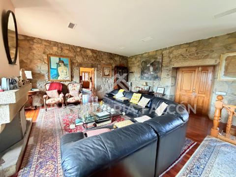 Casa Rectoral con Capilla Consagrada | Camos, Nigrán