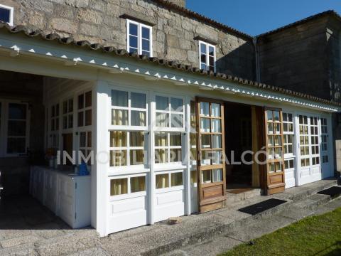 Casa Rectoral con Capilla Consagrada | Camos, Nigrán