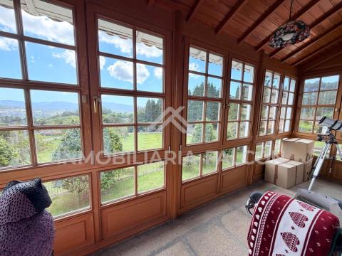 Casa Rectoral con Capilla Consagrada | Camos, Nigrán