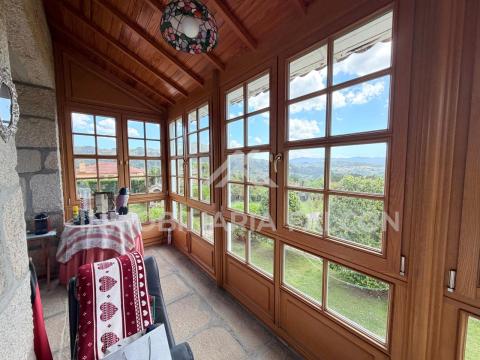 Casa Rectoral con Capilla Consagrada | Camos, Nigrán