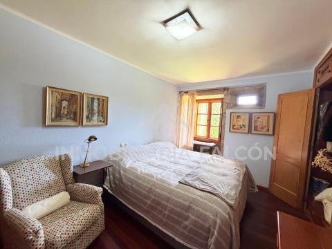 Casa Rectoral con Capilla Consagrada | Camos, Nigrán