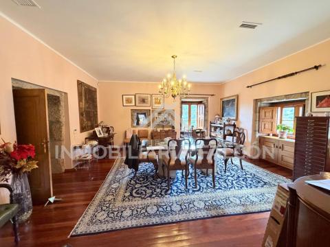 Casa Rectoral con Capilla Consagrada | Camos, Nigrán