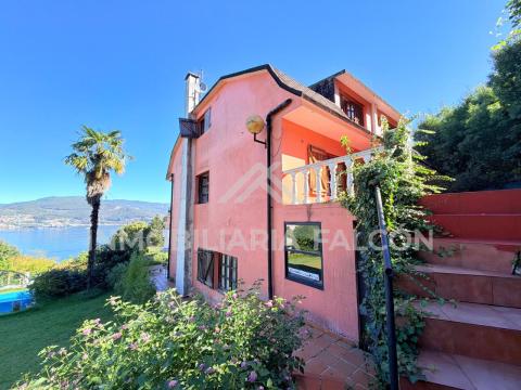 Casa Independiente con Vistas al Mar y al puente de Rande | A Guía | Parcela de 1.340 m²