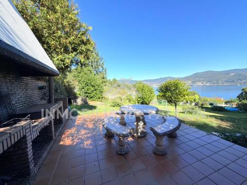 Casa Independiente con Vistas al Mar y al puente de Rande | A Guía | Parcela de 1.340 m²