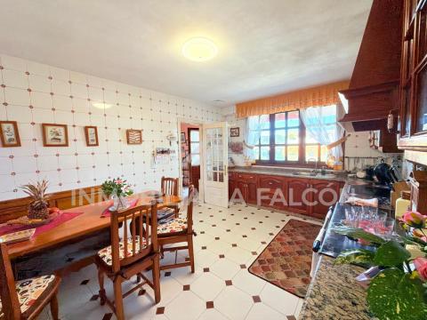 Casa Independiente con Vistas al Mar y al puente de Rande | A Guía | Parcela de 1.340 m²
