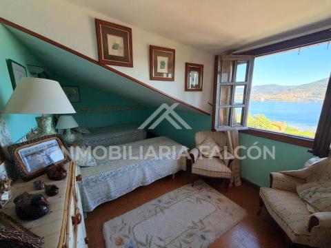 Casa Independiente con Vistas al Mar y al puente de Rande | A Guía | Parcela de 1.340 m²