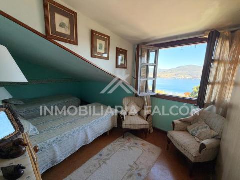 Casa Independiente con Vistas al Mar y al puente de Rande | A Guía | Parcela de 1.340 m²