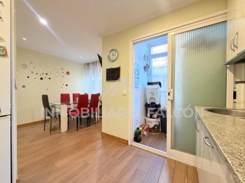 120 m² Reformados con Fachada Ventilada y Aerotermia | Coia, Vigo