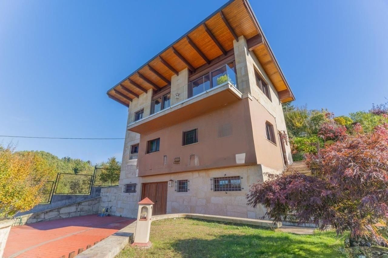 Elegance and nature in the heart of A Cañiza